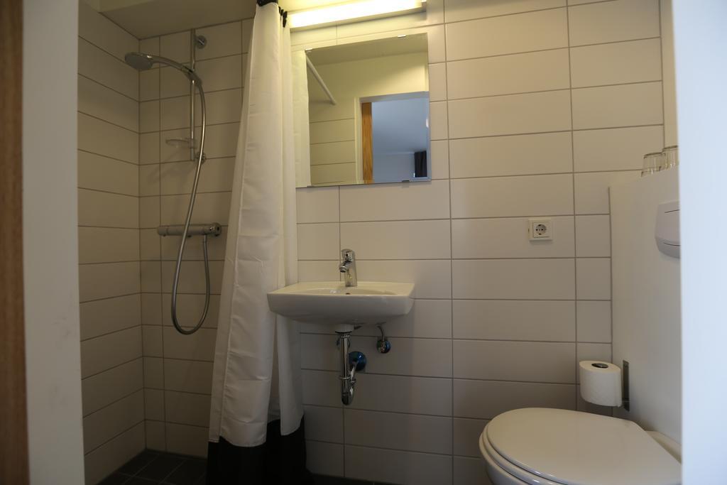 100 Iceland Hotel Reykjavík Zimmer foto